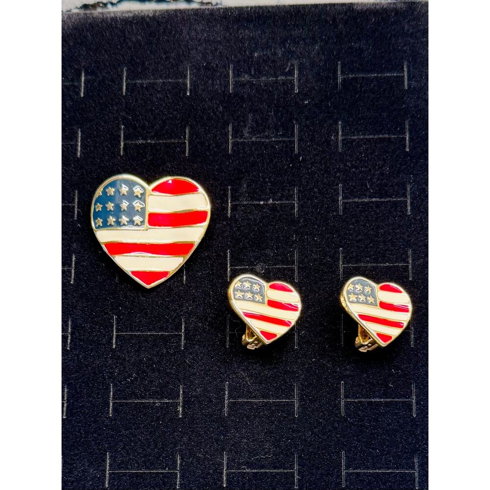 Patriotic American Flag Heart Brooch & Clip Earrings Set